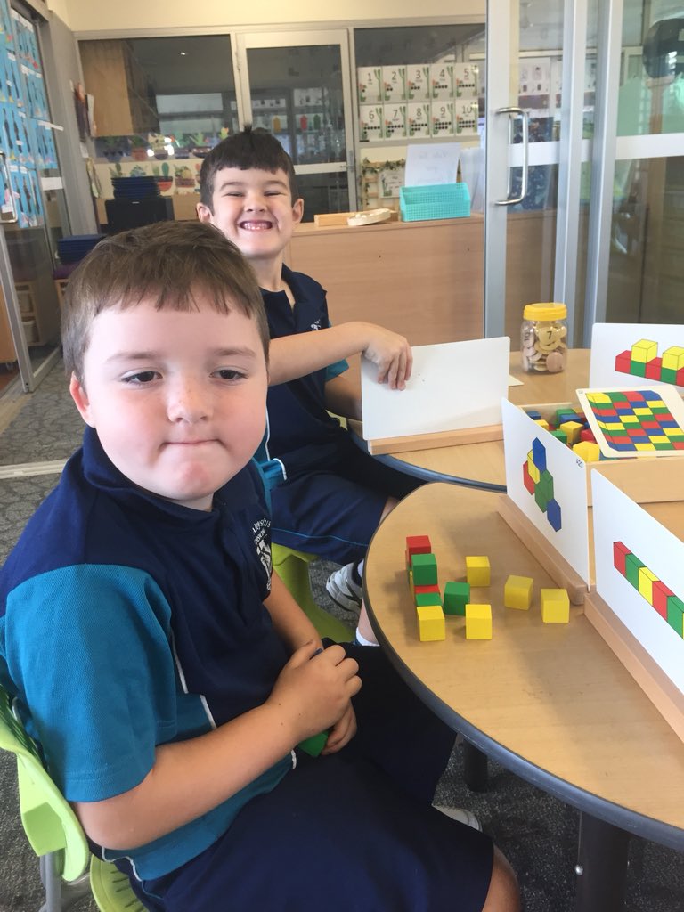 KinderW17's tweet photo. Friday Maths Games this morning: @KinderLP17 @KinderG18 https://t.co/9IjHRW1gxo