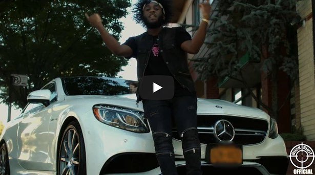 TinoBeBrat's tweet photo. Reposting @shebuzzin: - via @Crowdfire
Watch @_unknwnwealth latest video for "Go Insane" here!⠀
⠀
_⠀
_⠀
_⠀
#shebuzzin #hiphop #music #newmusic #musicvideo #videoproduction #rap #rapmusic #rapper #producer #sound #beat #hot #track #hits #goodmusic #video #soundcloud #youtube https://t.co/NSRtyD5wq1