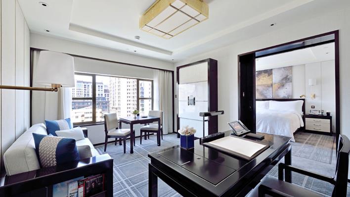 GHCAsia's tweet photo. The Forbes Travel Guide Awards are out again! Some new five star properties in the region include Rosewood Beijing, the newly renovated The Peninsula Beijing, Shangri-La Hotel, Tokyo and The Ritz-Carlton, Kyoto. 
Full List: https://t.co/IsZFfGyAnz https://t.co/QUd0iqvnao