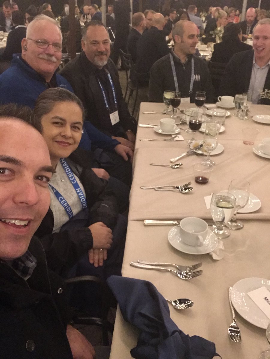 AdamLMasters's tweet photo. Over 80 companies attending the San Diego HCM Executive Summit. An outstanding experience with business leaders looking to make work life better with @Ceridian @sandiegozoo #HumanResources #dayforcehcm #MakesWorkLifeBetter https://t.co/HT4orv5D7S