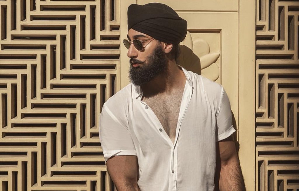 Hi <a href="/gucci/">gucci</a> next time please use #Sikh #Turban Models. Much appreciated. #SardaarModels #SmartSardaar #Gucci  #GucciTurban 👳🏽‍♂️👊🏽