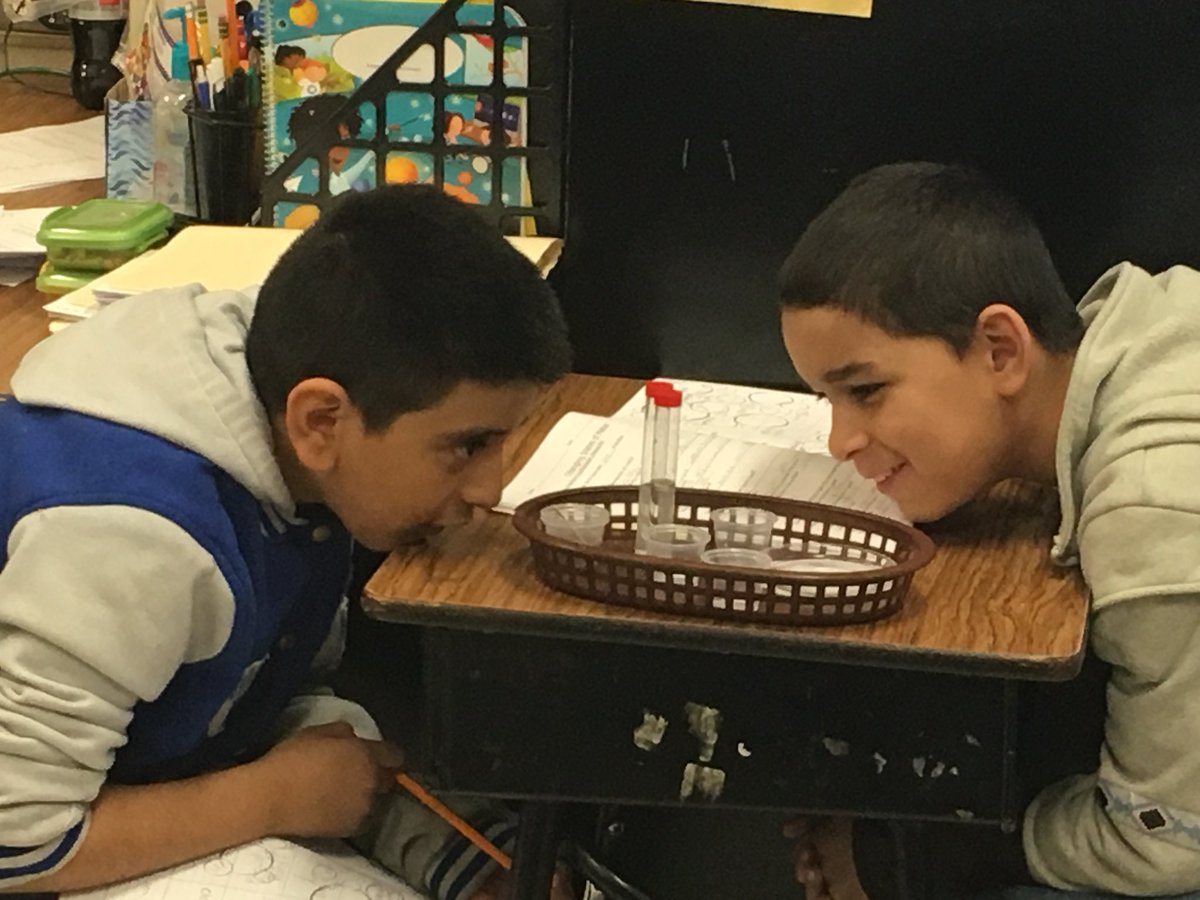 Christi24306009's tweet image. Finished up some awesome chemical reactions the other day. My little chemists loved the endothermic reactions that occurred! #ExpModelDemo #chemistry #ACTready @WSFCS_Science @DrBSci_4thekids @SciCoachOv