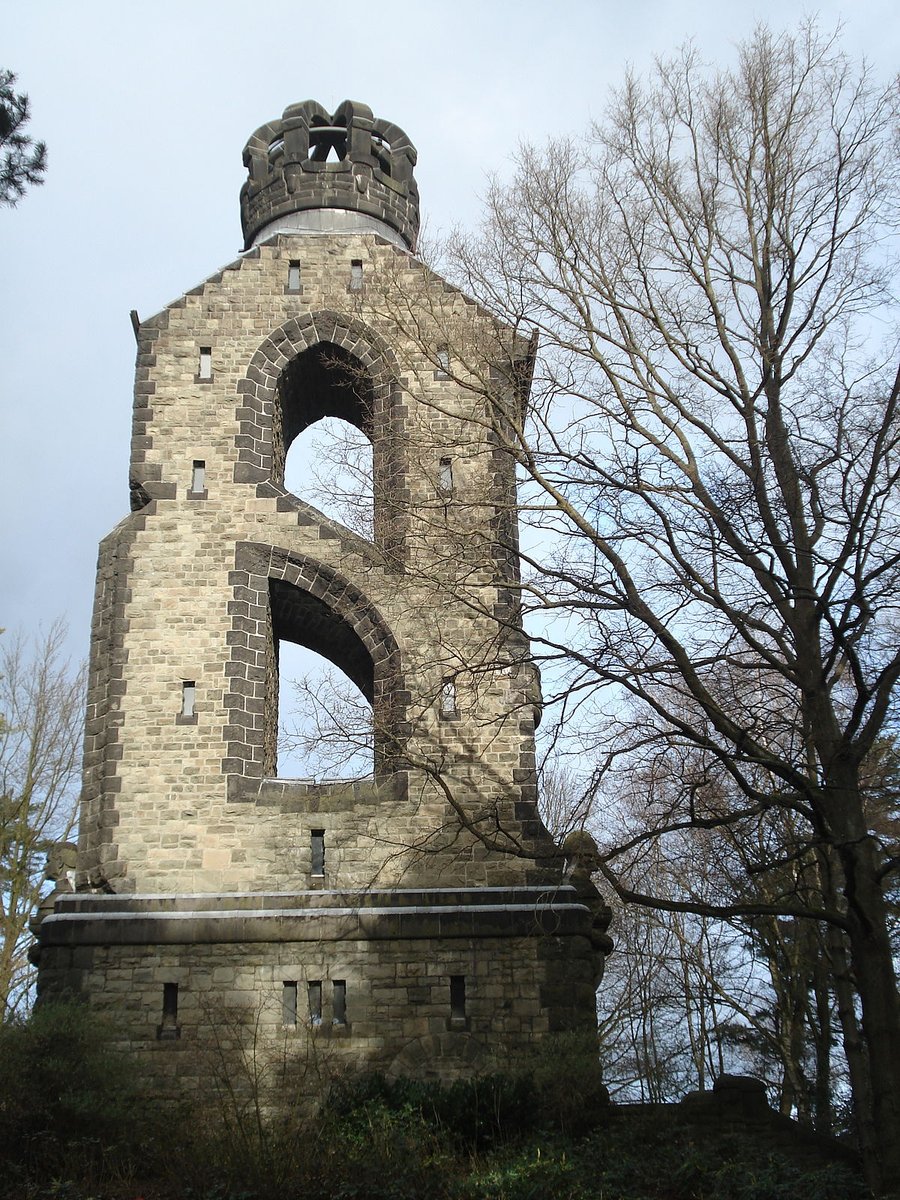 Glockengeist's tweet photo. Bismarck towers across Germany~
Around 240 towers were built between 1869 and 1934 to honour Germany's first chancellor, Otto von Bismarck.
About 170 remain today.

Below: Bismarck towers in
Aachen
Göttingen 
Rathenow
Spremberg https://t.co/Nr8qELFXXa