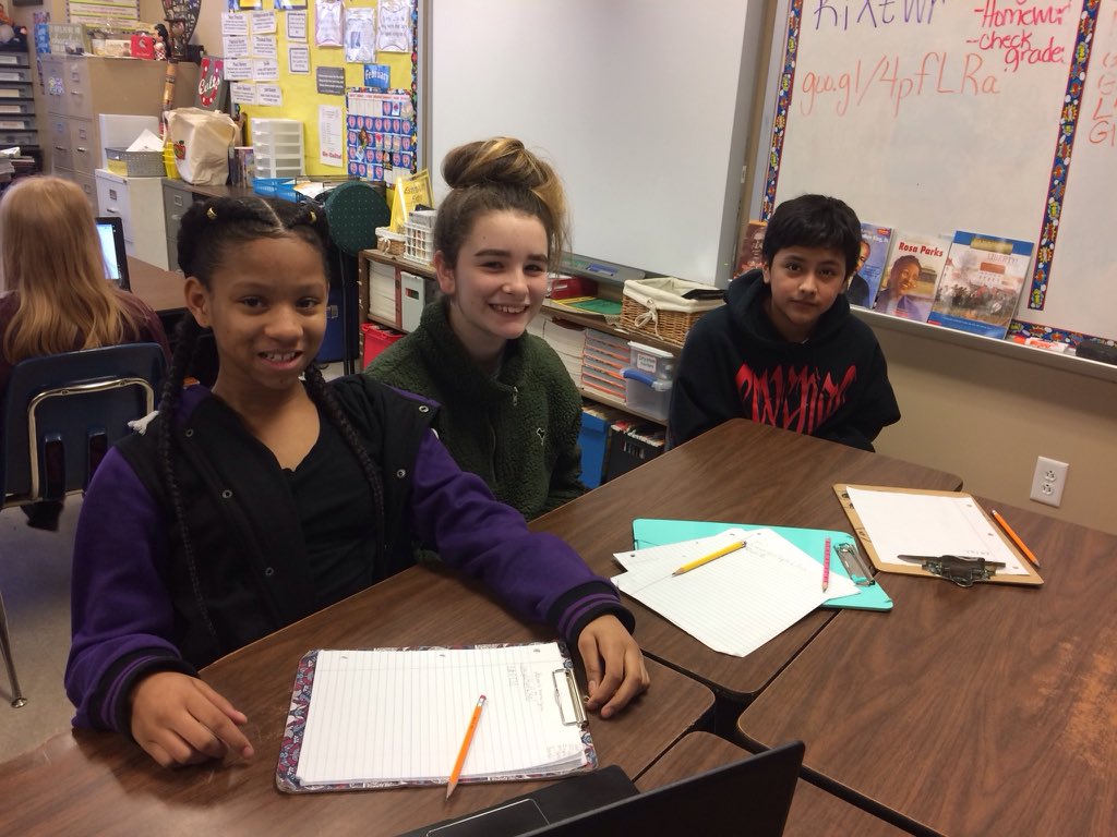 evagriffin10's tweet photo. Everyday is #DigitalLearningDay in our class, so today we changed it up by doing a double @breakoutEDU. It was a great day! Drew's green hoodie says it all.😉 @OfficialDLDay @ColtCoach1 @RivercrestSD #5thGrFun #MyClassRocks https://t.co/EW4iU6faPA