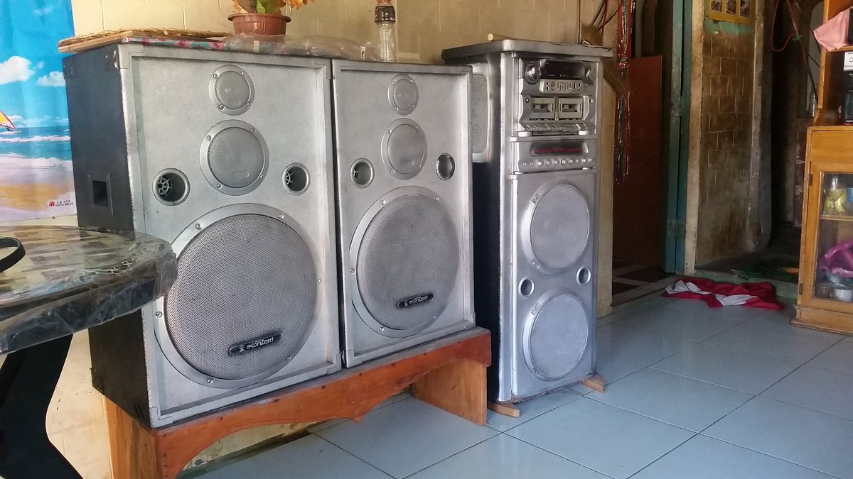 ener_phil's tweet photo. Day 7 of field research for #EnerPHIL team. First qualitative impression:  One of the appliances that households are keen to purchase once supplied with 24h supply are ampliefers with very, very powerful soundsystems :-) https://t.co/X2YXpBkxAl