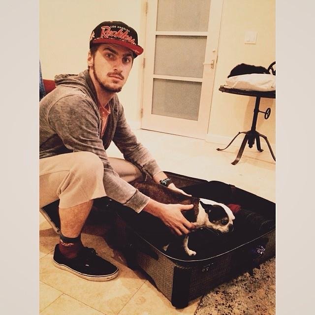 argheffrondrive's tweet photo. Recordando a la adorable Sissy, la fiel compañera de Kendall 💖
#RIPSissy https://t.co/dVdMeszE3Z