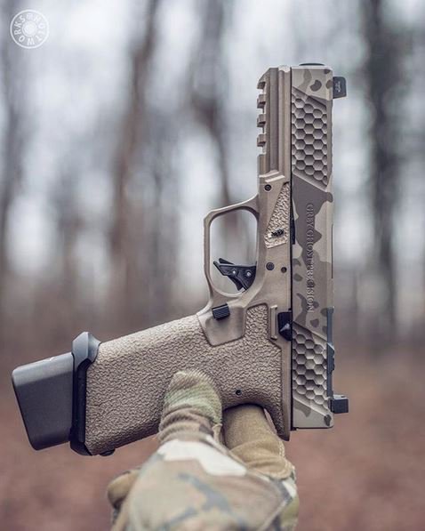 BrownellsInc's tweet photo. @brownellsinc - @aero_precision #G17 project by #holtworks! ๐ฅ
#brownells #guns #glock https://t.co/R8pUKTwe4v