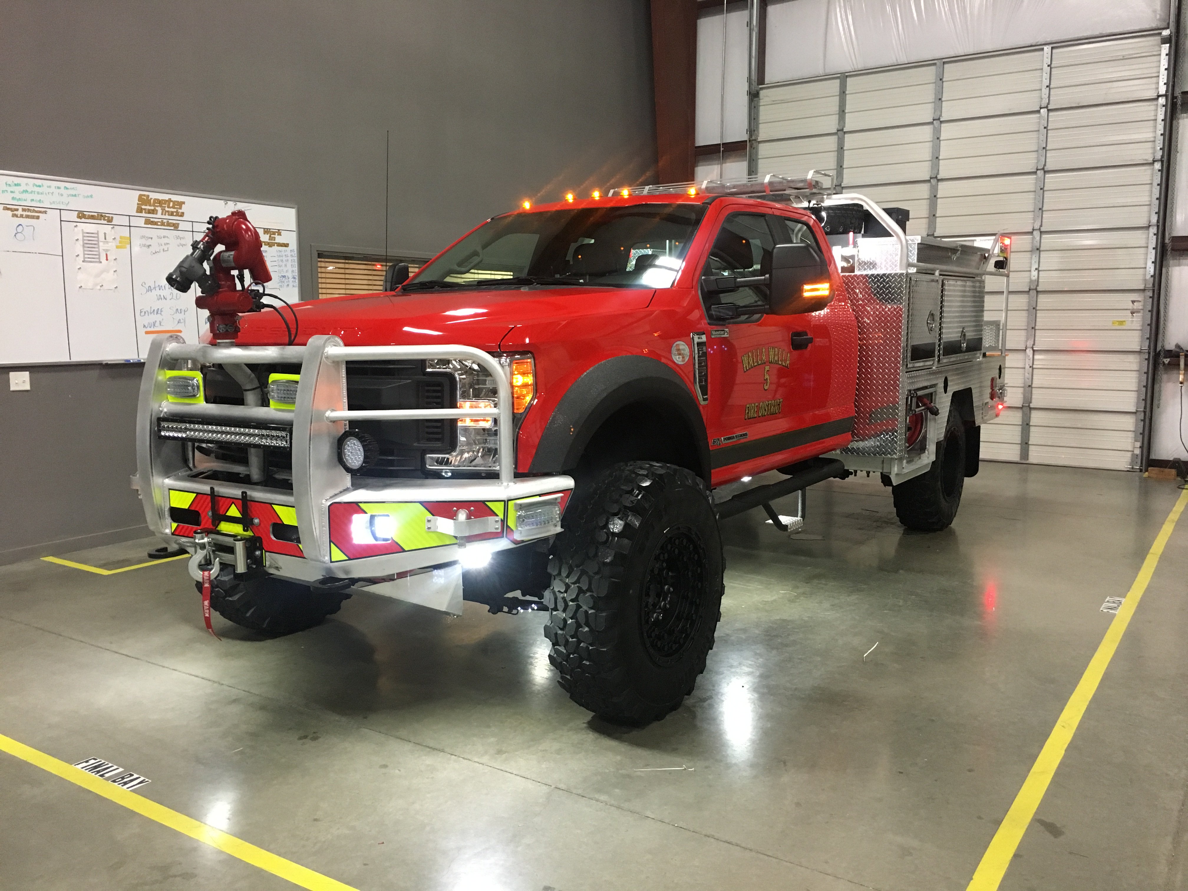 Skeeter Emergency Vehicles on X: The Walla Walla Fire Department in  Washington inspected their new Skeeter Flat-Bed today! The truck is  equipped with a 400 gallon water tank, dual hose reels on