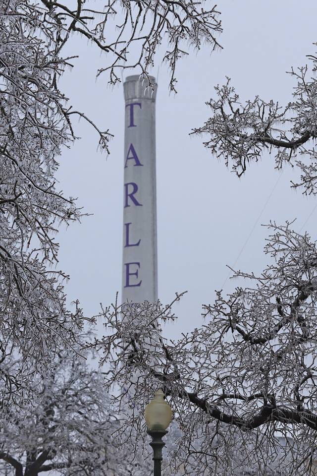 TarletonState's tweet photo. This week, Mother Nature decided Thursday would be both Purple and White. Stay warm and safe, Texans! https://t.co/ss2x4cBQrr