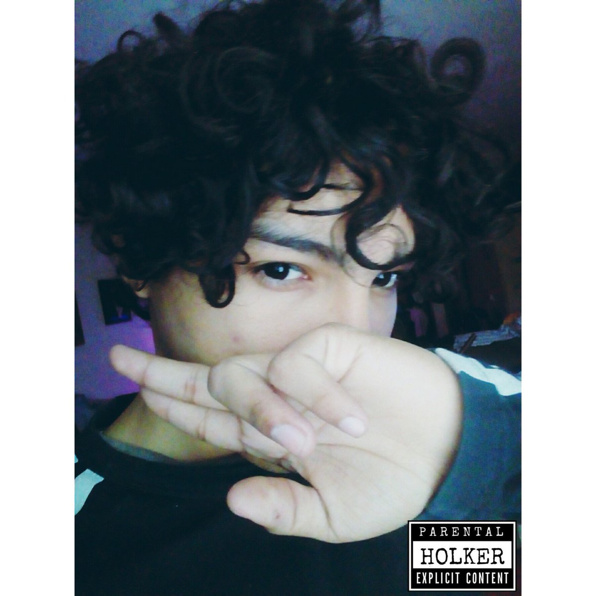 ManyyLopezLH's tweet photo. Hola Pvtos :3 https://t.co/5mvUr9pHEB