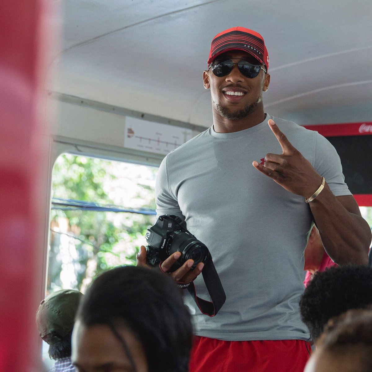 anthonyjoshua's tweet image. Doing tourist guy 🤙🏾🇧🇷 #TBT