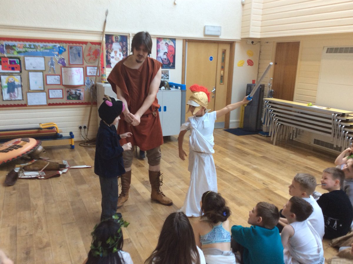 Trinity_Croft's tweet photo. Ancient Greece workshop day occurred today. Thank you Portals to the Past....we all had a fantastic day dressing up, solving puzzles, playing games, acting and attacking the city of Troy! https://t.co/cMi3zKMLOY