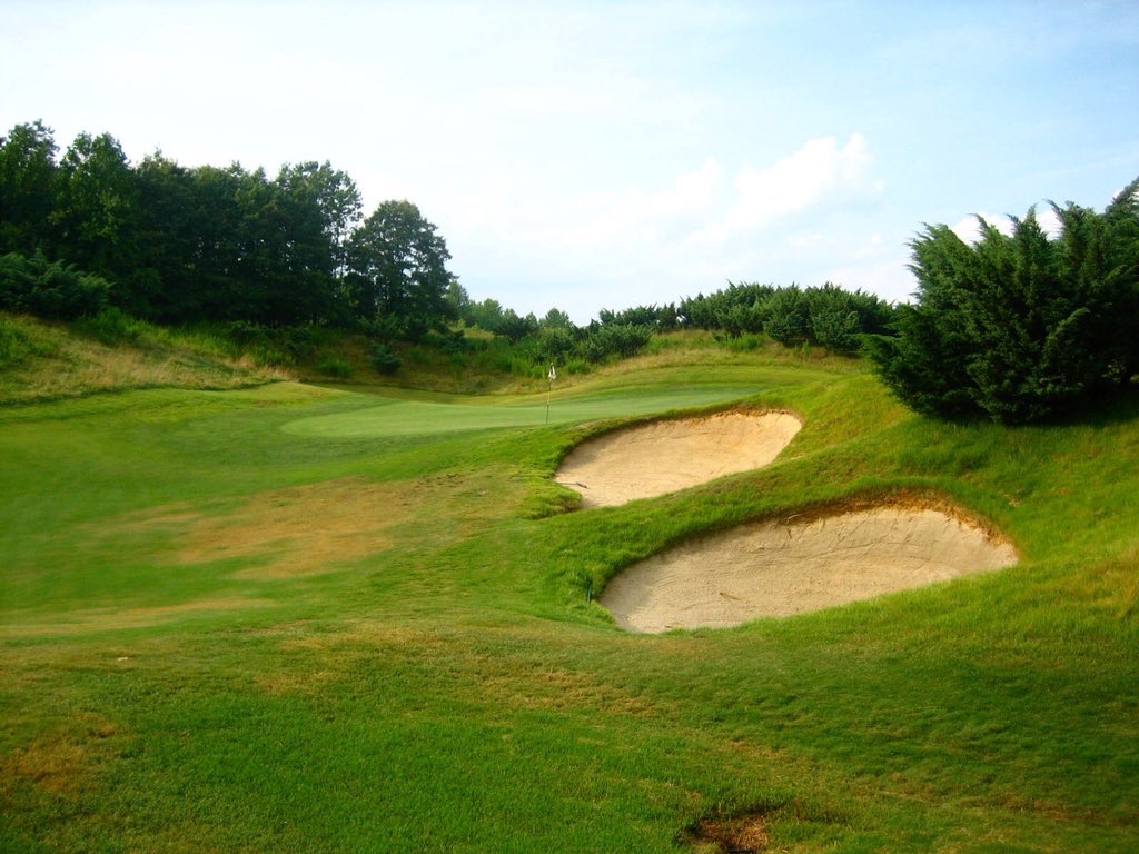 feedtheball's tweet photo. News of the closing of Royal New Kent has me bummed. Just amazing fun and never a dull or level moment. Hopefully thereโs another life to come. #mikestrantz #maverickdesign #nofeardesign #breakthemold #allaboutthegreens https://t.co/YZjHxs2lQx