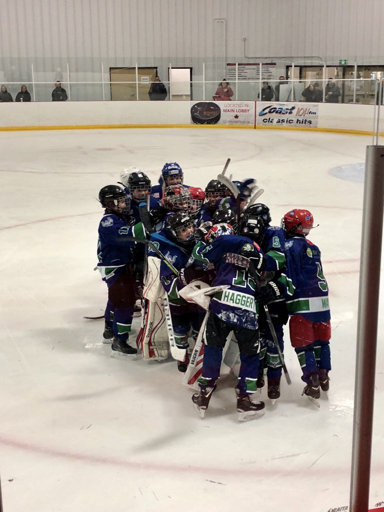 AtomCWarriors18's tweet photo. @PmhaWarriors  Exciting 3-1 win over the Mount Pearl Blades tonight! Ayden Way was our Player of the Game and Ryder English got the Warrior game puck. Great game Warriors!🏒🏒🏒 https://t.co/BwPiHL7Y87