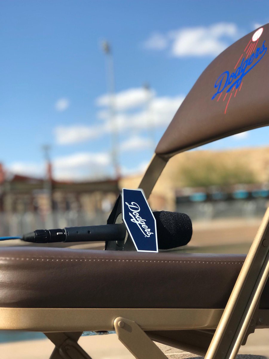 We’re LIVE from @camelbackranch on our Facebook page now: atmlb.com/2ooOoc4 https://t.co/jRJPP9J1ZN