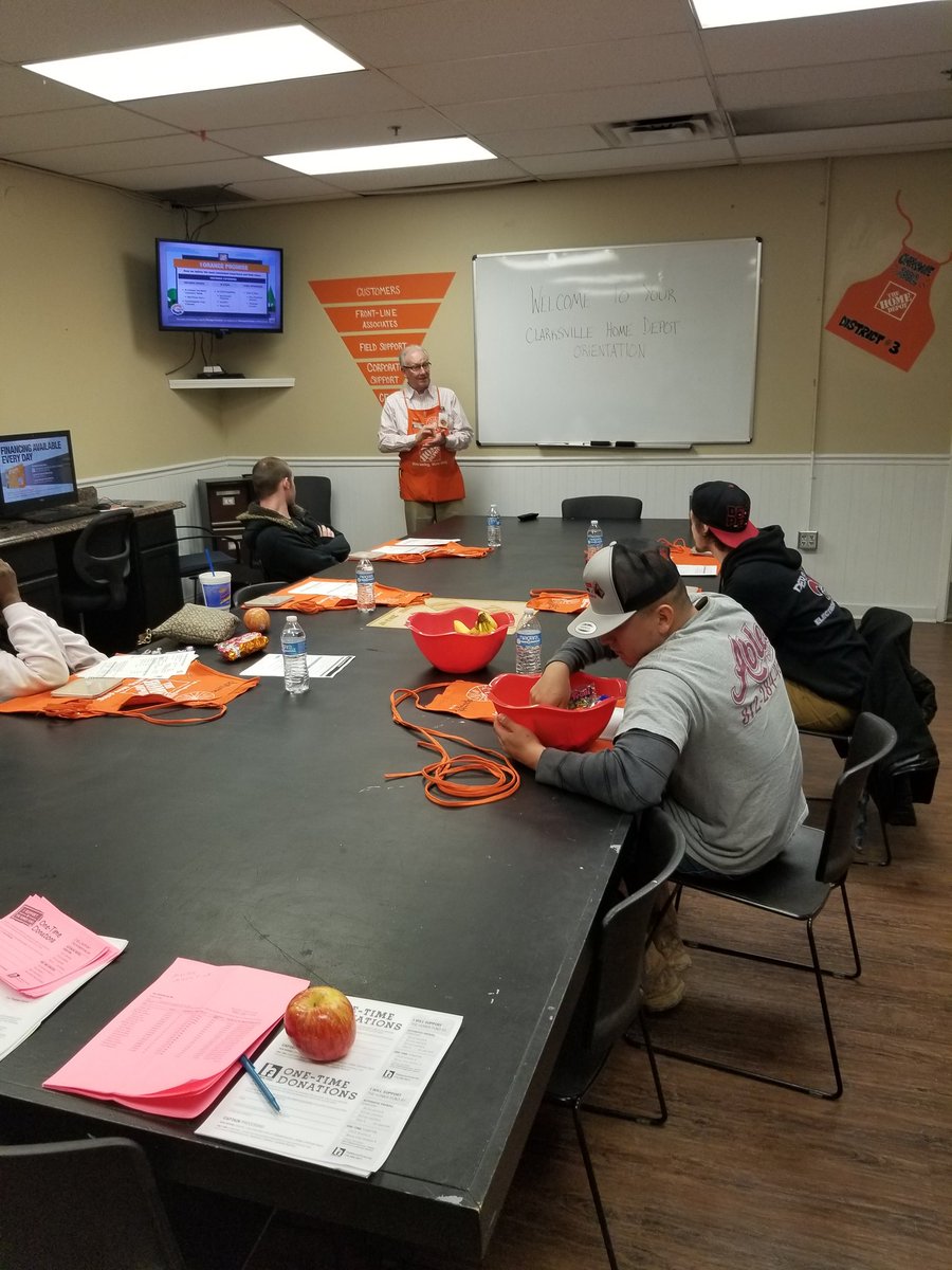 mikecoddington2's tweet photo. Another successful orientation with @henryblovan3. Welcome to the team!!! @KevinZ_THD @THDBecky31 https://t.co/ax7W7sU0fu