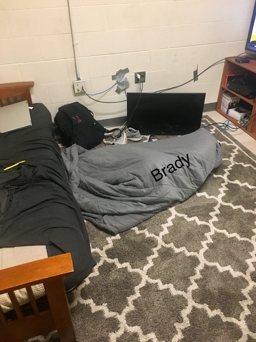 Room_2208's tweet photo. Brady: I’m gonna take a rug nap

*few minutes later* https://t.co/Et2ewbsUVM