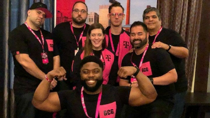 RobAymett's tweet photo. The team of #Gladiators that is going to OWN 2018! #WinWhileWinning in Sales, Ops, Customer Experience, Development, Relationships, &amp; Coaching. #GCG #SCOwnIt #SouthCentralStrong #Uncarrier #TMobile #SeriousFun https://t.co/7N3cp0foFd