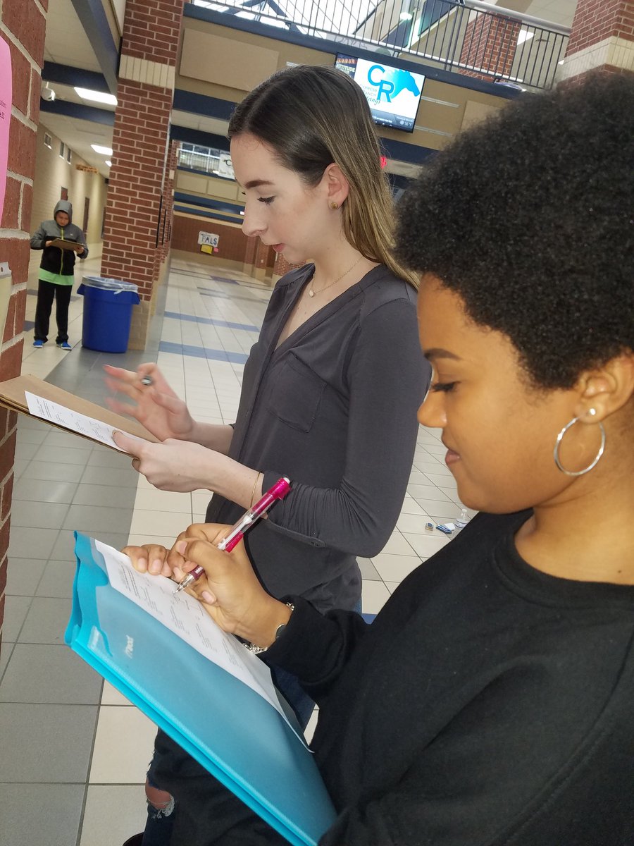 MrsRuthieFord's tweet photo. It is always nice to get out of the classroom!! Alg2 working on graphing exponential functions!! @CyRanchHS @cfisdmath #CyRanchMath https://t.co/lZ4a8AJQN6