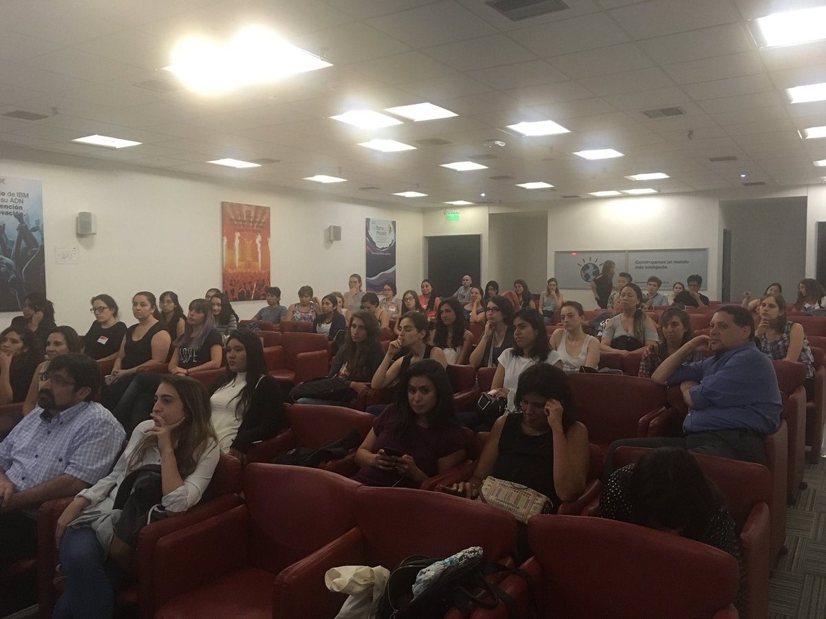 ManuCaticha's tweet photo. A sala llena nuestro primer @Meetup del año #MeetThinkIBM 💪 Mujeres que potencian @IBMArgentina https://t.co/YPIb46yD43