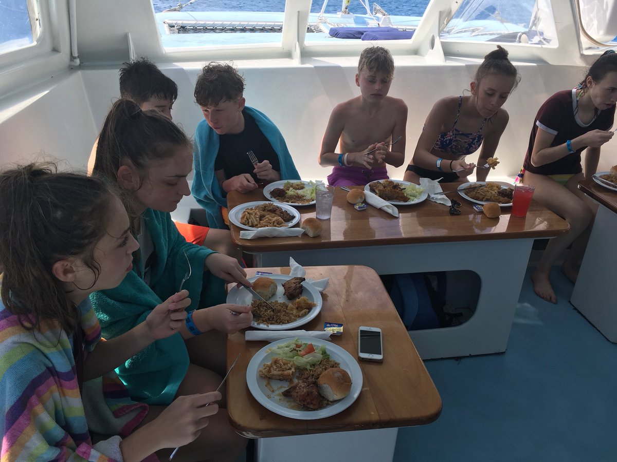 CWLC_Trips's tweet photo. Lunch aboard https://t.co/vlYSSA5gYD