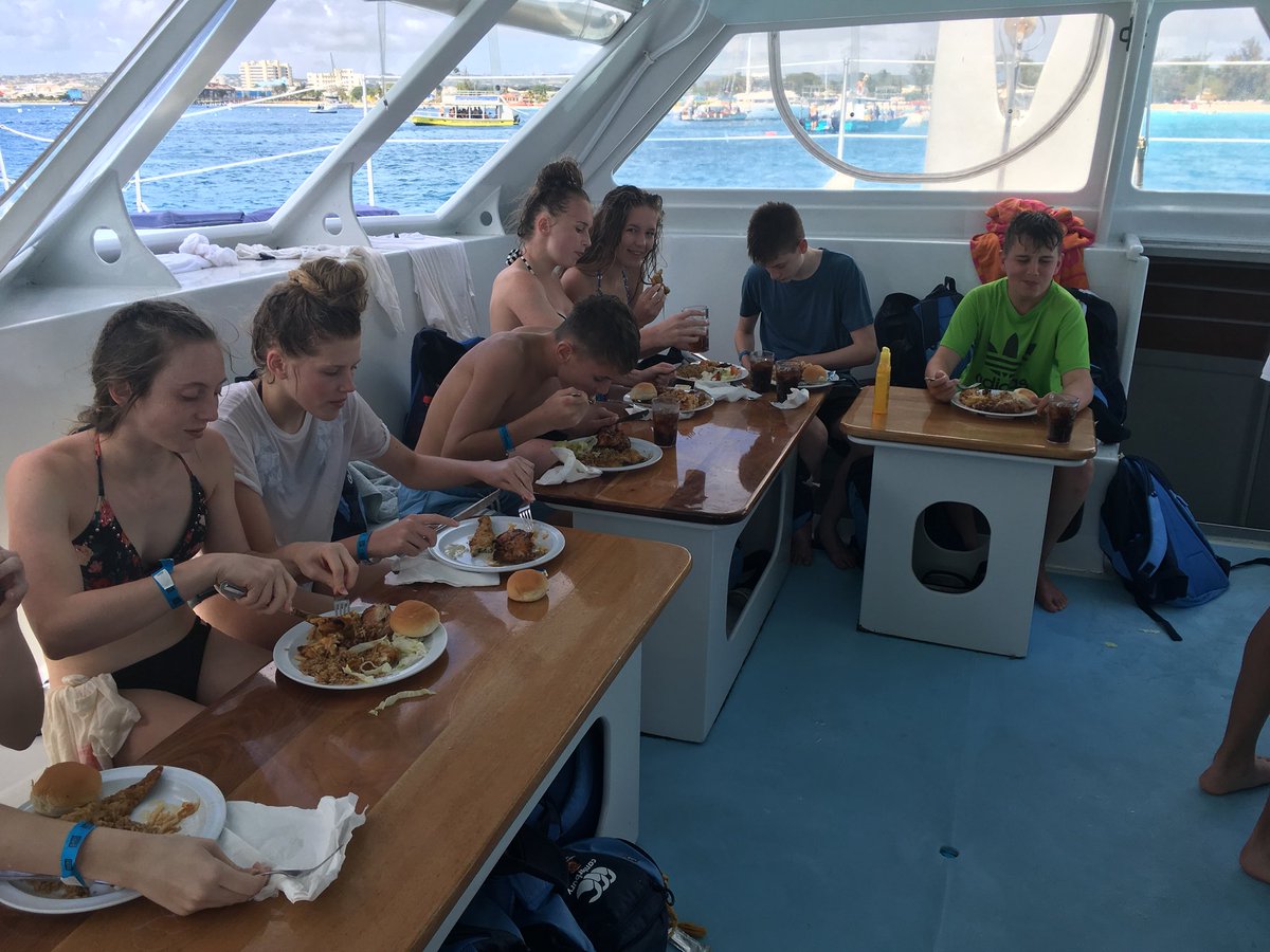 CWLC_Trips's tweet photo. Lunch aboard https://t.co/vlYSSA5gYD