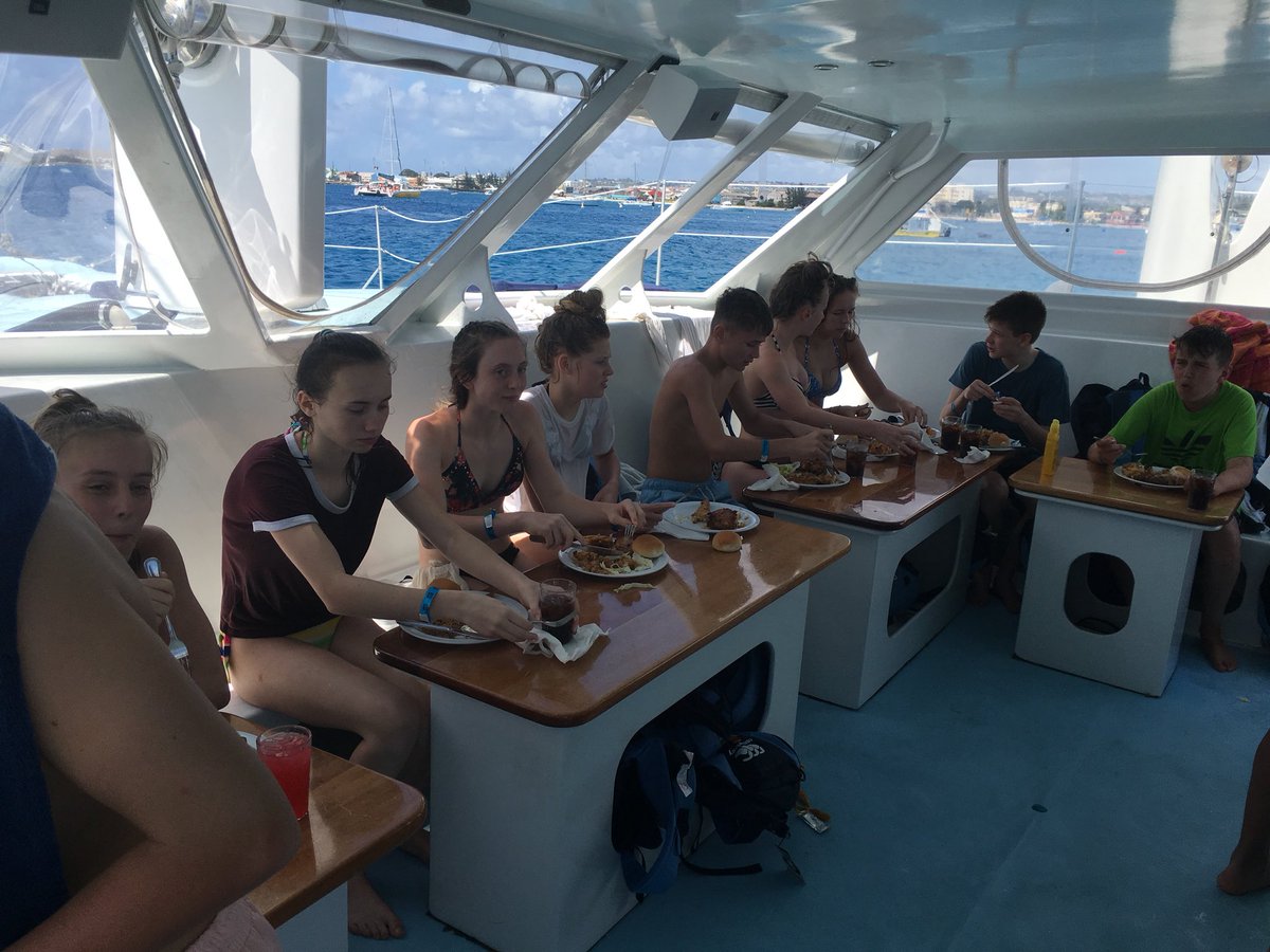 CWLC_Trips's tweet photo. Lunch aboard https://t.co/vlYSSA5gYD