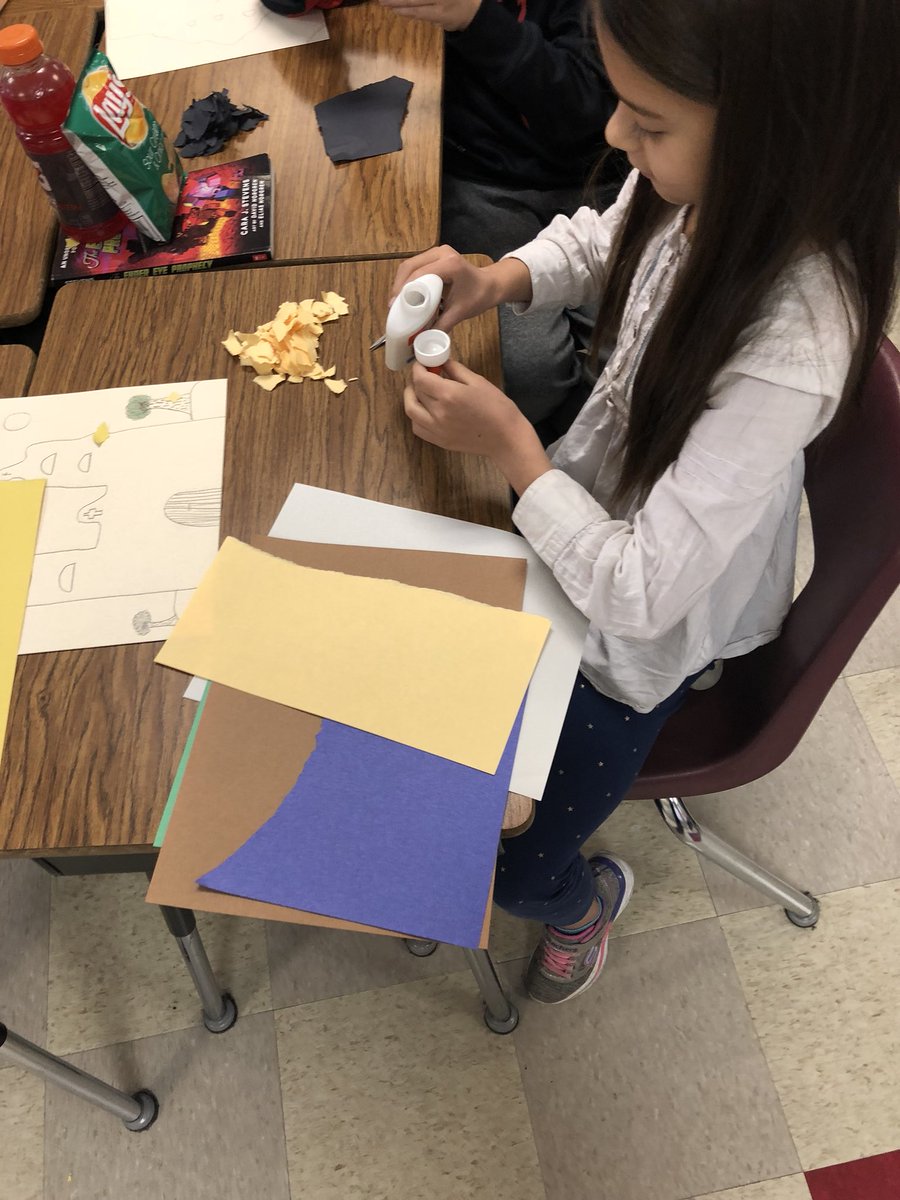 MissGarant's tweet photo. Although we were sad to miss our field trip to the Alamo today, we made the best of it and created some great art depicting Spanish Missions in San Antonio. #weareWetmore #rainydays #fourthgradefun https://t.co/kno8VRKca1