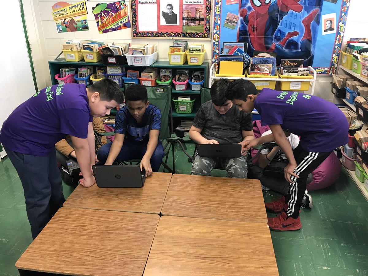 Exploring5thGr's tweet photo. #DigitalLearningDay was so much fun! Thank you to @MrsMalewicz @MsZemaitis and @mskosiek classes for teaching the whole school about different pieces of technology!! #BVInnovates #futurereadyfebruary #d109pride https://t.co/V8pvuuNC9J