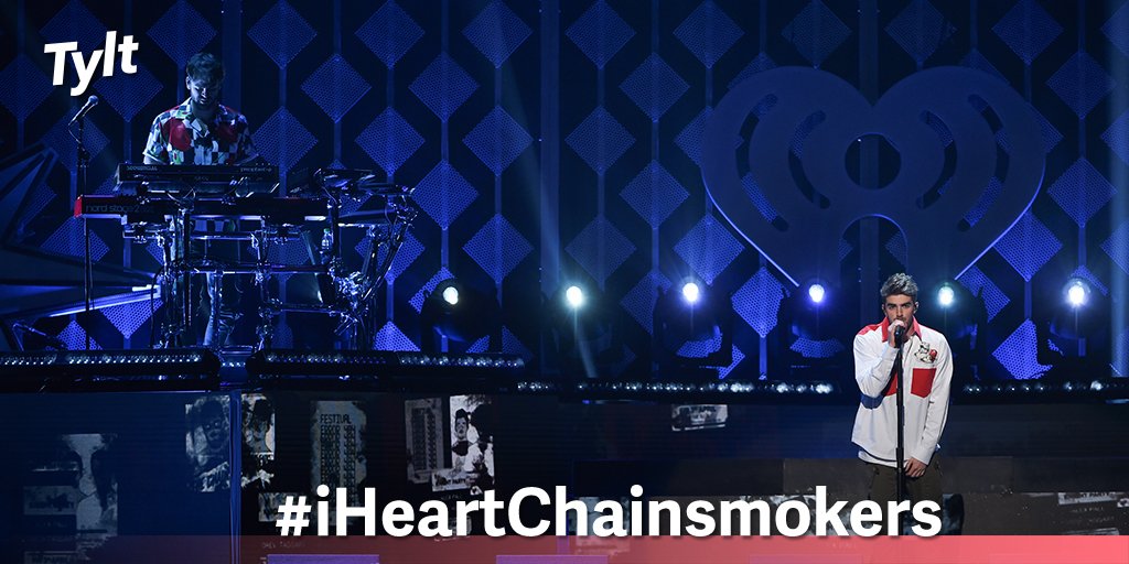TheTylt's tweet photo. RT to vote #iHeartChainsmokers if you agree @TheChainsmokers—the top duo/group of 2017—should win #BestDuoGroupOfTheYear at the #iHeartAward 💓

Double your vote👉https://t.co/3UDAUJO923 
#TheChainsmokers https://t.co/jUur994nTM