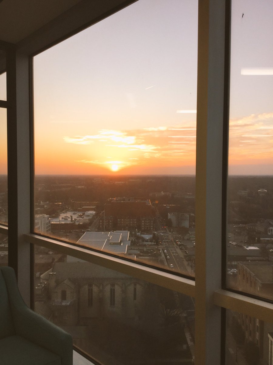 ParticleFallsNC's tweet photo. Last sunset before #ParticleFallsWS #WinstonSalem https://t.co/94wB9wkN4D
