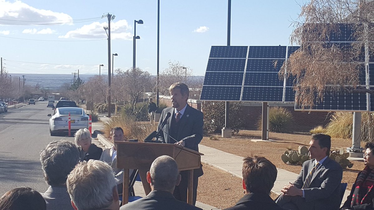 amymillernm's tweet photo. #solartoolkit Recognizing Albuquerque's commitment to solar energy with Mayor Keller and Senator Heinrich. @MayorKeller @ABQCityCouncil https://t.co/nT9KrwBT2W
