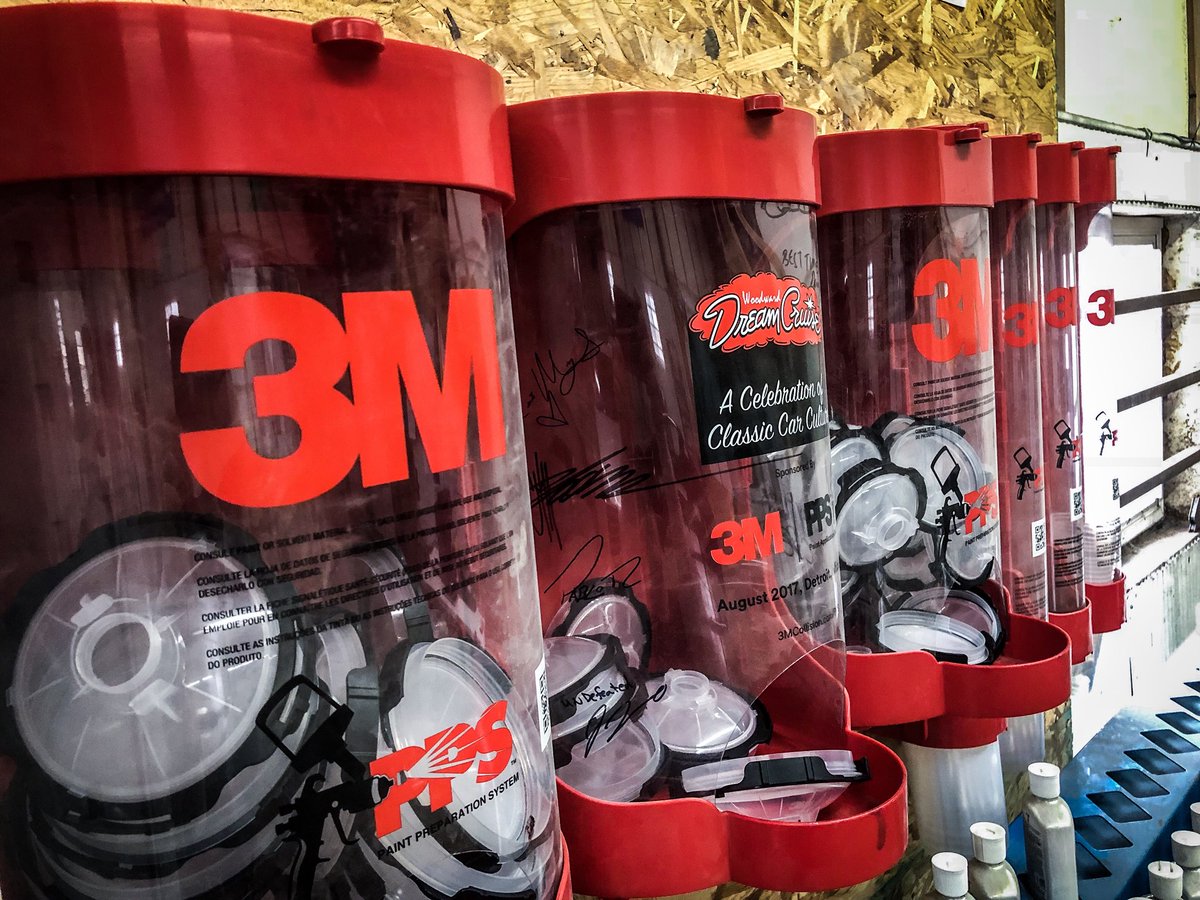 best_body_shop's tweet photo. Loving our @3m #PPS 2.0 cups! The collar design is much improved from the old and the paint measuring printed on the cup helps out a TON! #3mrefinish #gowith3m #PPG #SATA https://t.co/JIGSFWuh18