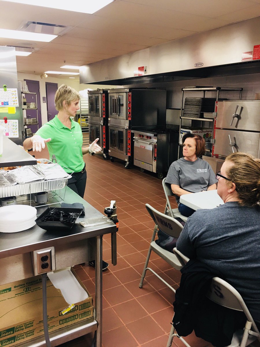 ReynFoodService's tweet photo. We serve brands you and your kids love!  This month’s head cook meeting started with a taste test of the newest @Tysonbrand. #schoollunch #reynproud https://t.co/xUK8CF43oe
