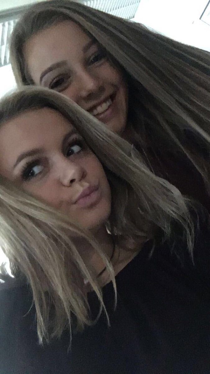 mhowell174's tweet photo. happy birthday morgs!!! I <3 you!!!!❤️❤️❤️ #mrrush https://t.co/aPd88yppZG