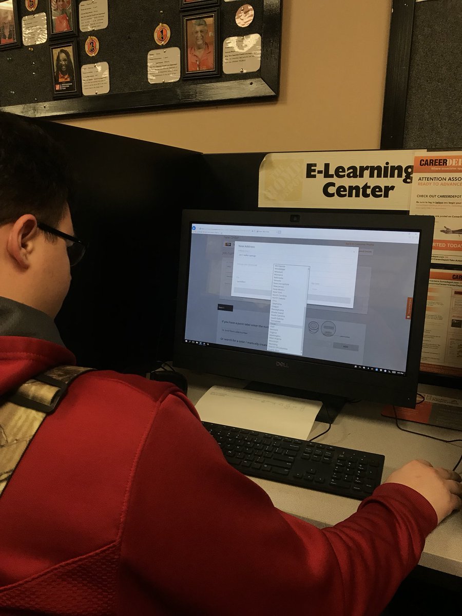 MarielaGarcia18's tweet photo. What to do in a rainy day? 1PASA/Day Tyler learning how to order in Propaint 2.0 #MRO #PROPAINT2.0 #crossedtraining #swbest Plumbing▶️Paint https://t.co/OUbhaA67r7