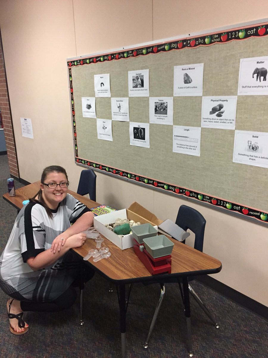 ALorehn's tweet photo. Ready for open house!! @KlenkKISD #P2P #klenkshines https://t.co/ABskJJK4Nq