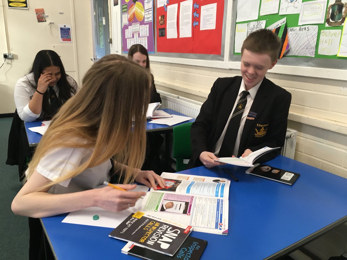 KingsmeadENG_'s tweet photo. Great to see so many Y11s at our half-term English revision sessions. Period 6 resumes next week with English Literature revision on Wednesday and English Language revision on Thursday. #kingsmeadchat #kingsmeadlearner https://t.co/RkLsZYG19q
