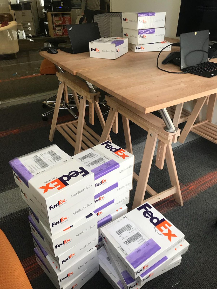 gilyutin's tweet photo. Snail mailing thanks to #farber alums for helping recruit the 2018 cohort is clearly a highlight of the job! @REDFworks #socent #mbainterns https://t.co/XkujWKA5VN