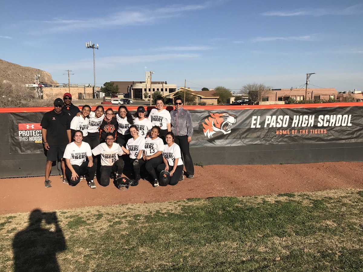 Rally complete!  Tigers complete the 10-0 run to defeat Horizon 14-12!  Great Team Win!