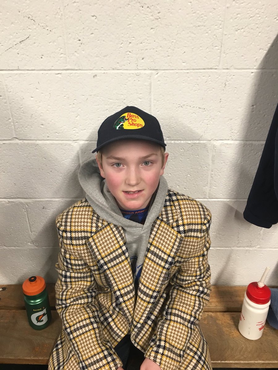 bladesatomA's tweet photo. What a game!! Blades win in shootout-Hardest Worker, Reed Chafe, Goose of the Game- Max Sheppard @MtPearlBlades @DJHLnews https://t.co/HHPxea0764