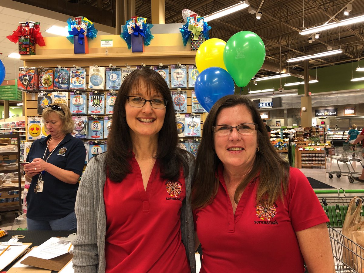 LynnSapp8's tweet photo. Publix Math Night #vcsmath @Nicole65817041 @WoodwardStars @Joselyn7Ortiz @CScottWAE1 @allisynbernard https://t.co/dHpFjFNcoz