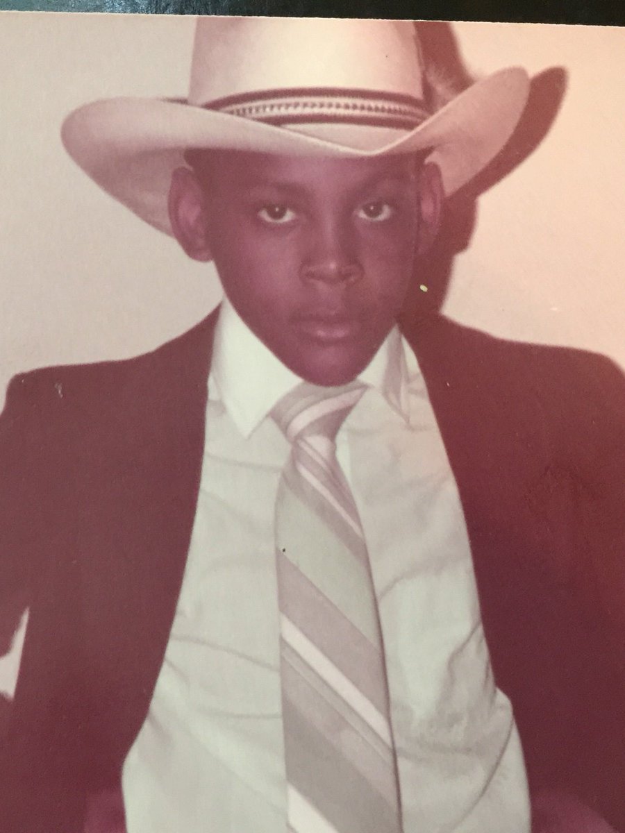 ChrisHarrisBB's tweet photo. @bigsloan32 Man let me show you how long I been riding! #SkillsPayBills https://t.co/YqRT1gcuvJ