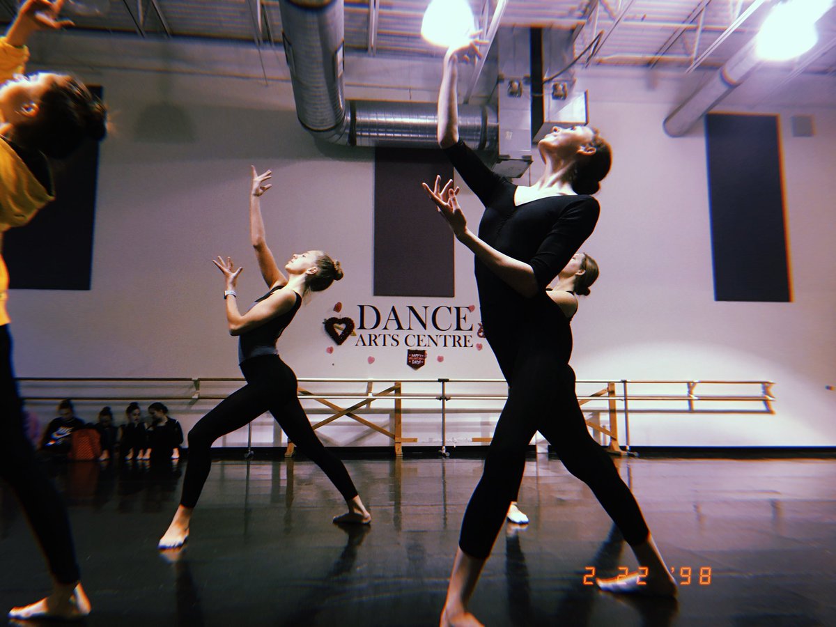 ladansefataleco's tweet photo. Hard at work in class this week!!❤️ Our show is next weekend, March 3rd at 7pm, and March 4th at 2pm. https://t.co/5qzxBFiuhH