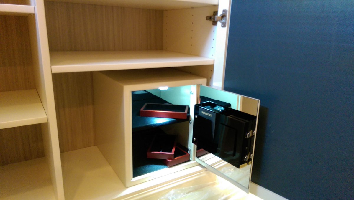 digitalsafes's tweet image. Did you know we also offer box safes? Here are a few benefits of owning one for your home:
buff.ly/2F0cjJ8
#boxsafe #homesecurity #homesafety #closetsafe