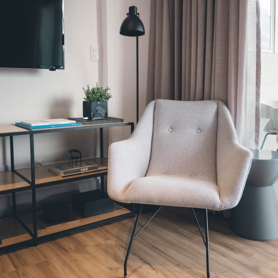 Qapartments's tweet photo. Sit back and relax while we take care of everything! Book Your Serviced Apartments with Q today! +(0)20 3645 1799 #qapartments #stayyourway https://t.co/DaGf1WO6U6