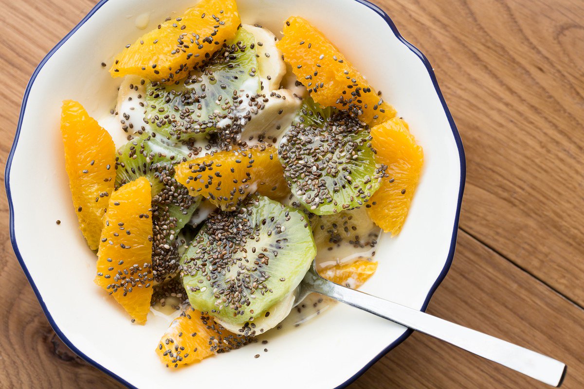 WestHillsRFC's tweet image. What does your favorite healthy bowl look like? #bowlofgoodness #healthy #lifeinabowl #fruit #fitness