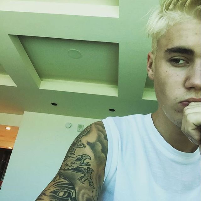 portalbieberfc's tweet photo. Quando paro pra pensar o que fiz de errado na minha vida pra ter tantos problemas: https://t.co/LKnkXjMckk