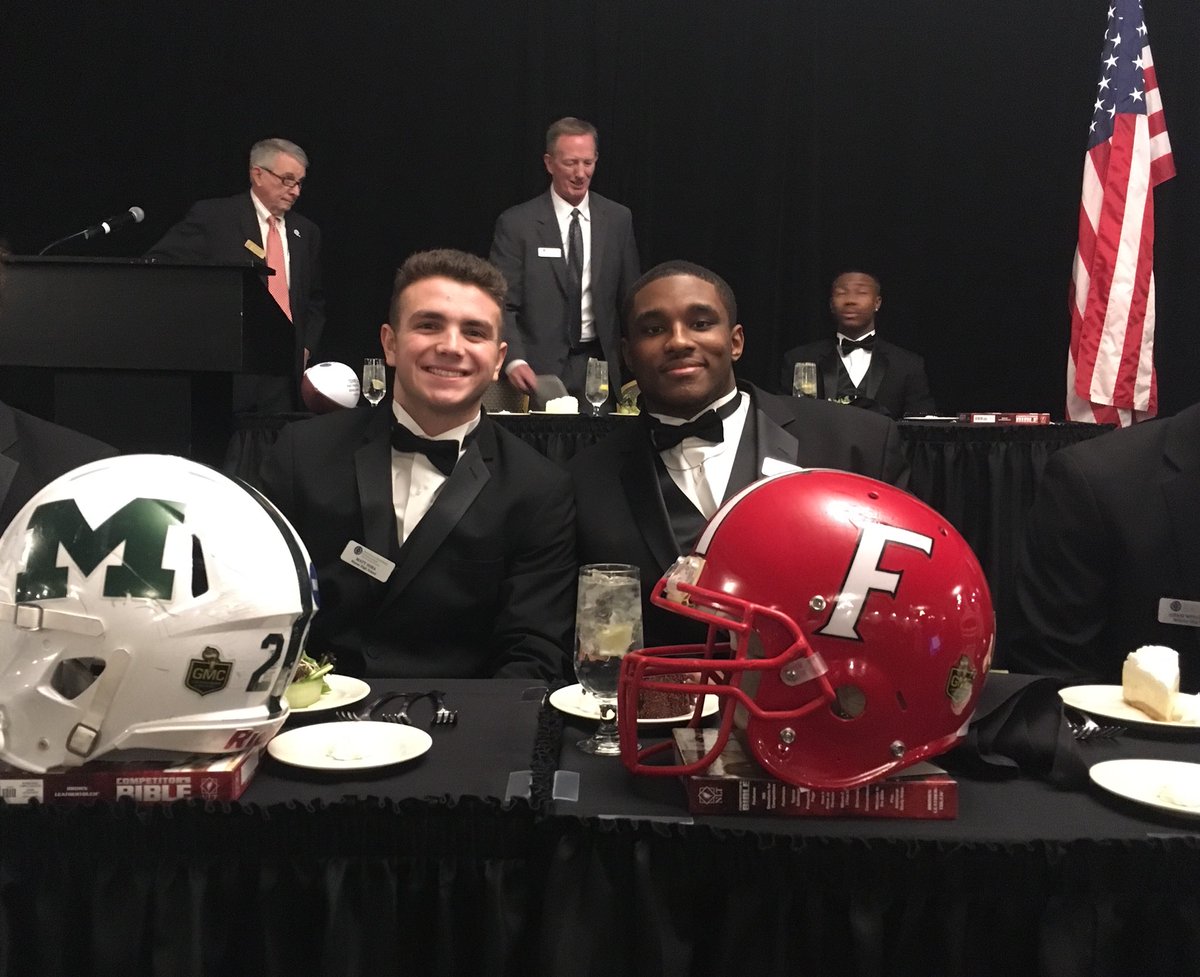 MunozFoundation's tweet photo. Another congratulations to Malik Vann, who is also a @nffcincy That’s My Boy Finalist! https://t.co/ejB3H7aJzK