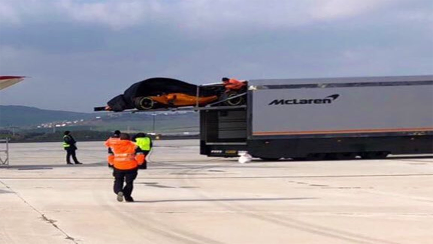 F1Imagenes's tweet photo. Filtrada primera imagen del MCL33 de McLaren #F1 https://t.co/IswRs1SMwq